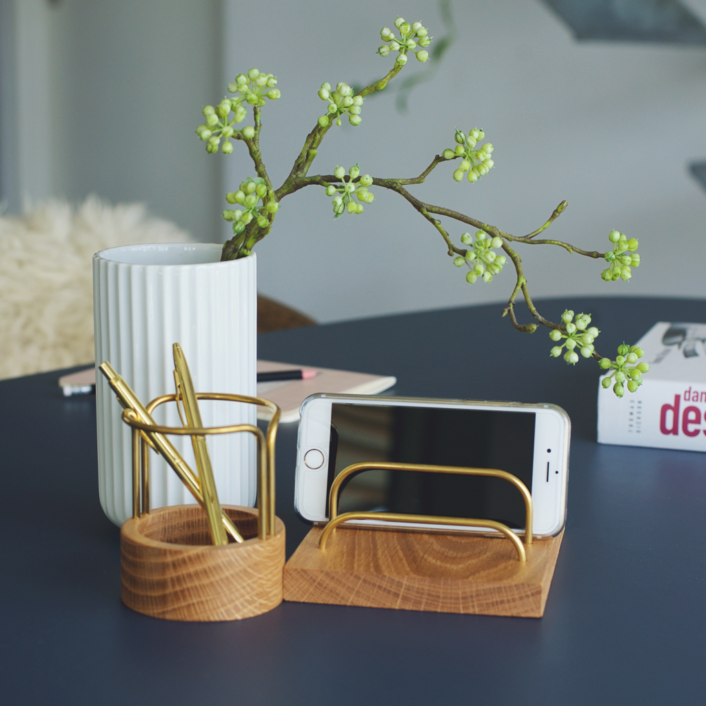 Brass-dock - pen-up - dot aarhus - kontor - kontorartiker - office - dansk design